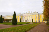 Petrohrad. Peterhof