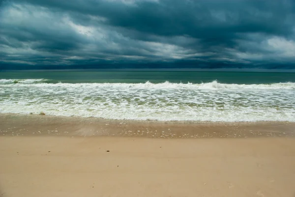 Atlantic ocean in the storm — стокове фото