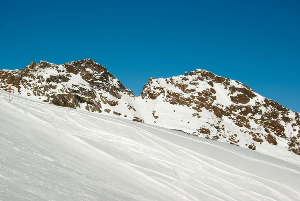 Skidor pisten — Stockfoto