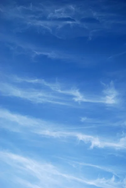 Transparente Wolken — Stockfoto