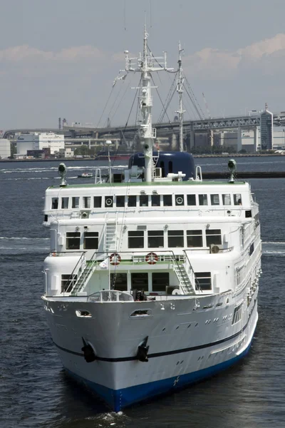 Excursion ship — Stock Photo, Image