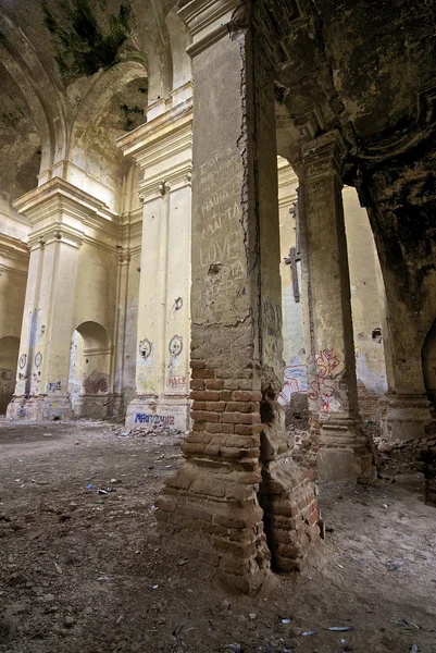 Indoor shot of a church in ruins — Stock Photo, Image