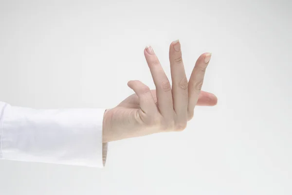 Жіноча рука робить жест — стокове фото