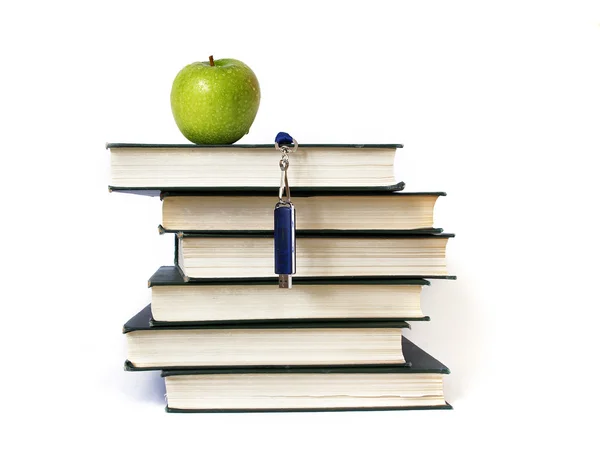 Könyvek és alma — Stock Fotó
