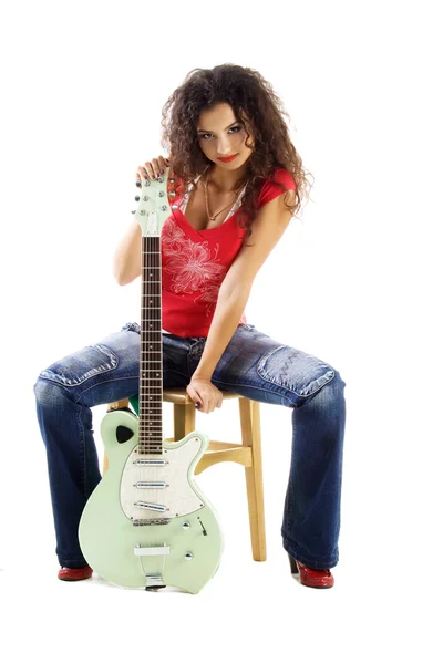 エレクトリック ・ ギターとかわいい女性 — ストック写真