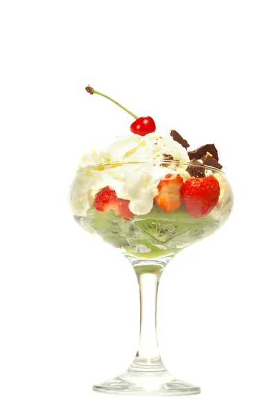 アイスクリームと分離 strawberrie — ストック写真