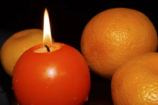 만다린, 오렌지와 촛불 — 스톡 사진