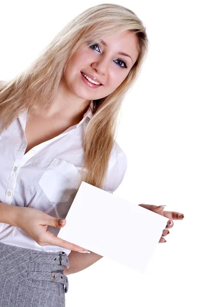 Молодая деловая женщина с визиткой — стоковое фото