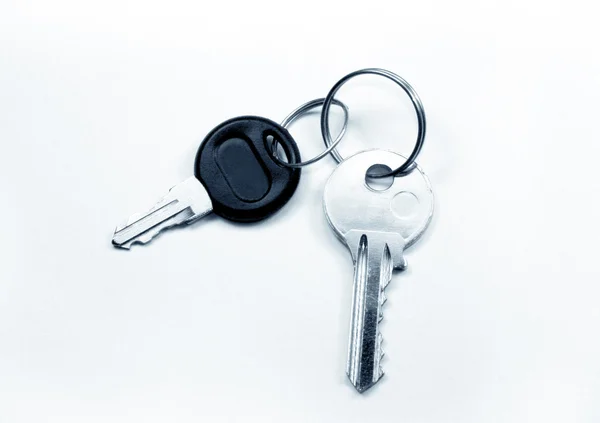Κλειδιά σε λευκό — Φωτογραφία Αρχείου
