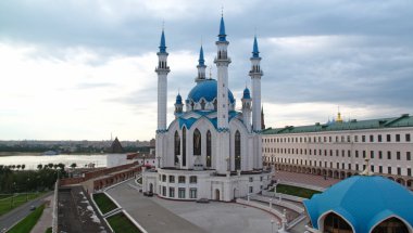 kul Şerif Camii