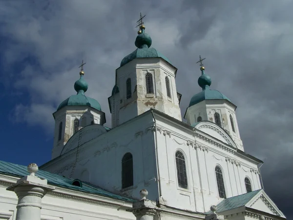 Kerk. de stad van Jelaboega. Tatarstan Rechtenvrije Stockafbeeldingen