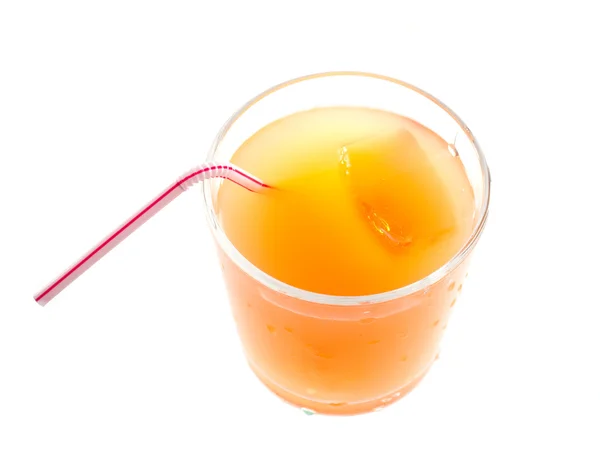 Bicchiere di succo d'arancia con ghiaccio — Foto Stock