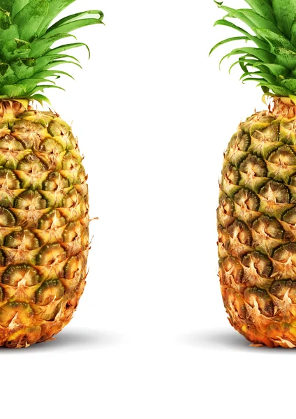 Ripe pineapple — Stock Photo, Image