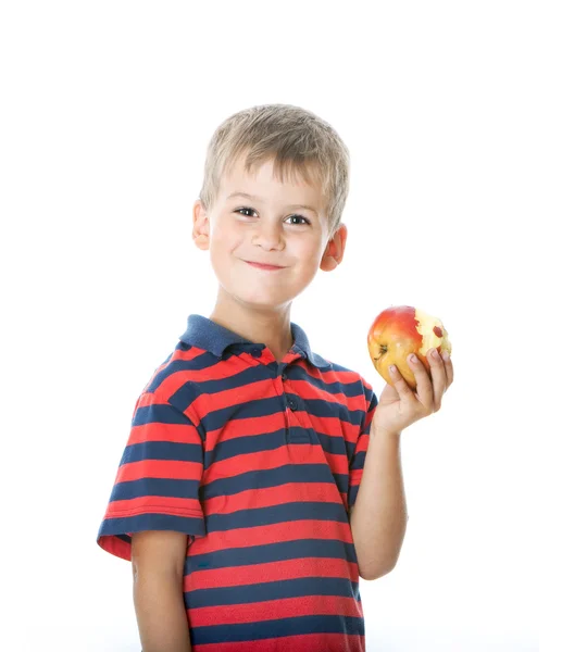 Niño sosteniendo una manzana —  Fotos de Stock