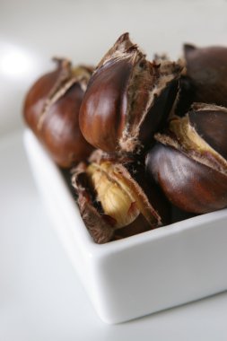 Roasted chestnuts clipart