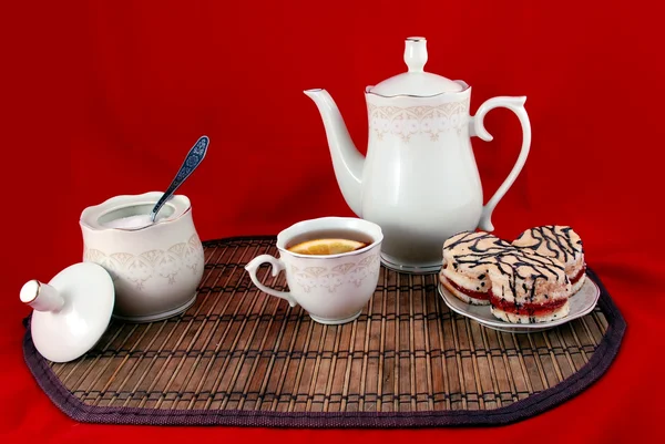 Чашка Чая Натюрмортом Несколько Вкусных Пирожных Стоковое Фото