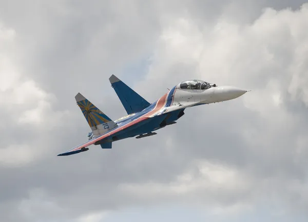Chasseur à réaction Su-27 — Photo