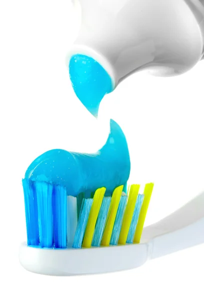 Zahnbürste und Tubus mit Paste. — Stockfoto
