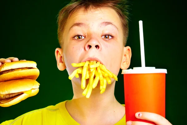 Fast food ve çocuk. — Stok fotoğraf