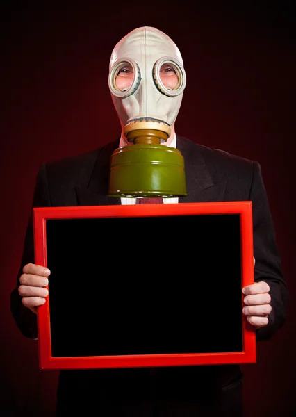 Pessoa em uma máscara de gás — Fotografia de Stock