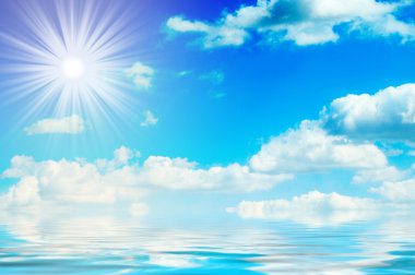 Splendid ocean, sun,blue sky. clipart