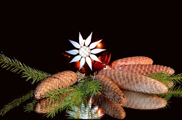Wunderschönes weihnachtliches Stillleben. — Stockfoto