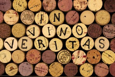 In vino veritas. clipart