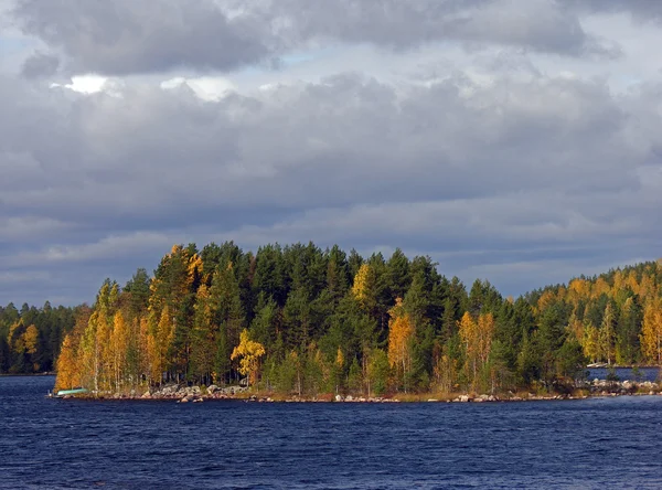 Podzimní ostrov. — Stock fotografie