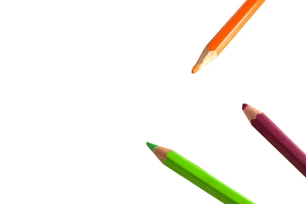 색깔 이 있는 연필을 흰색으로 분리 시킴 — 스톡 사진