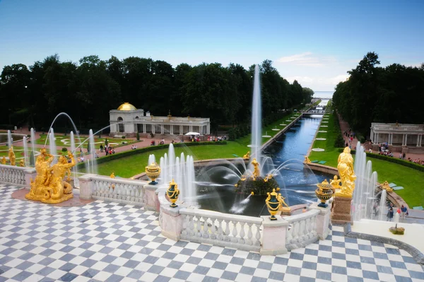 Fountains in St. Petersburg — Stock Photo, Image