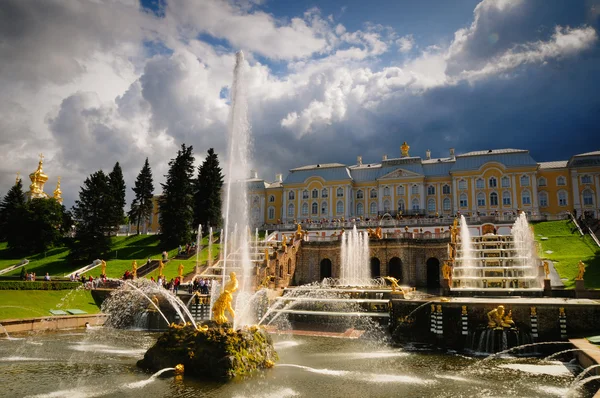 ペテルゴフの泉 — ストック写真