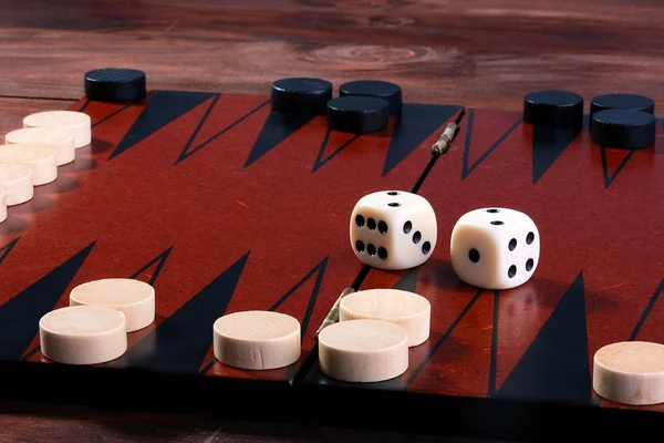 Set pour le jeu dans un backgammon — Photo