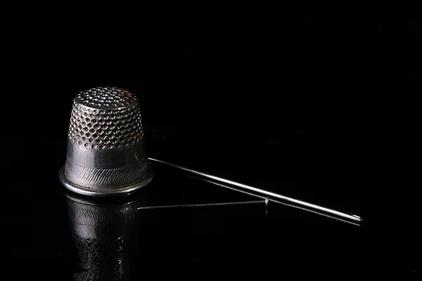 Thimble for protection — Stock Photo, Image