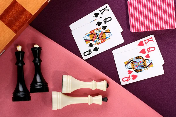 Šachy a karty — Stock fotografie