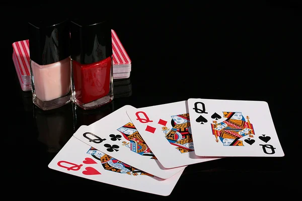 四个玩纸牌 — 图库照片