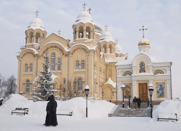 Monastère de Pieusement-Nikolaev homme . Images De Stock Libres De Droits