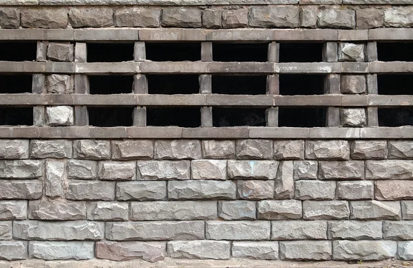 Izgara ile stonewall — Stok fotoğraf