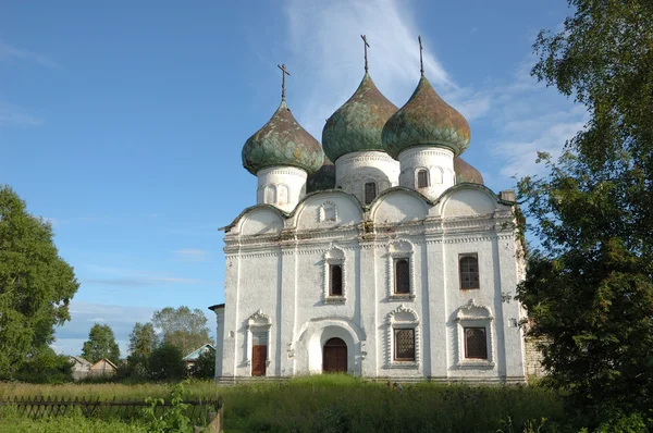 Kargopol'ın eski kilisede — Stok fotoğraf