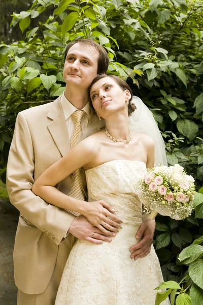 Recién casados —  Fotos de Stock
