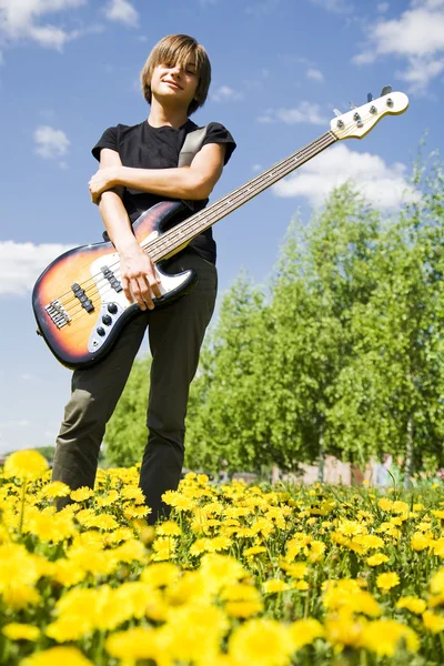 Bas gitarist — Stok fotoğraf