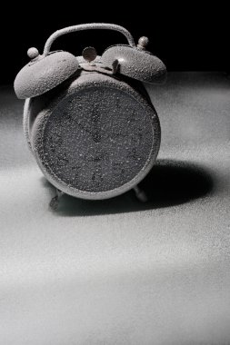 güzel kız beyazdonmuş çalar saat