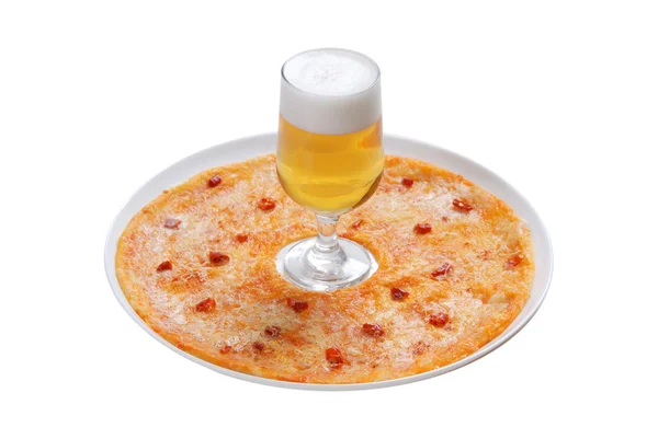 Pizza ve bira — Stok fotoğraf