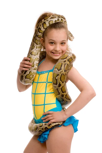 Νεαρό κορίτσι με το κατοικίδιο ζώο φίδι — Φωτογραφία Αρχείου