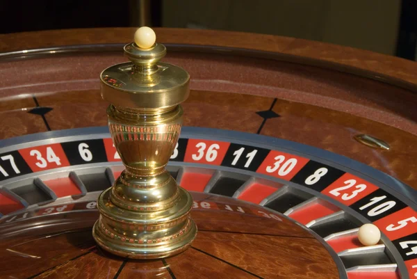 Roulette hjulet spinner närbild — Stockfoto