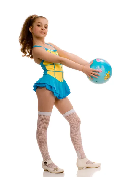 Słodkie dziewczyny z piłką w ręce — Zdjęcie stockowe
