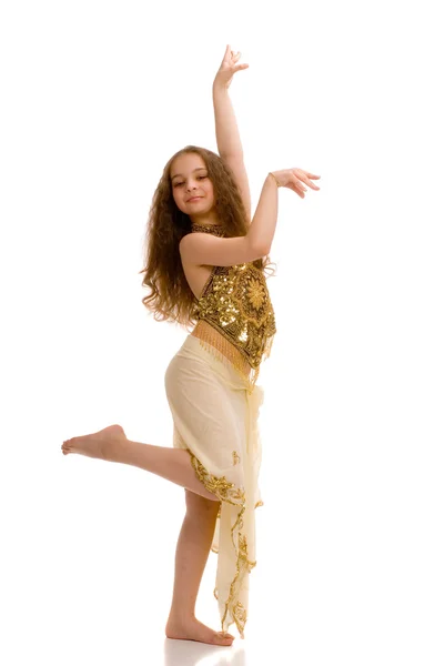 Jovem dançarina oriental adorável, isolado — Fotografia de Stock