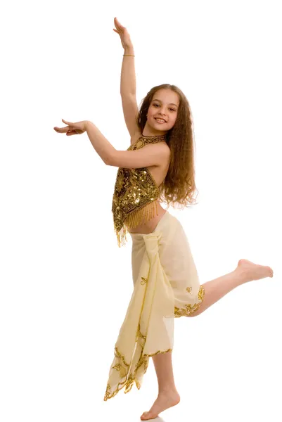 Jeune danseuse orientale adorable, isolée — Photo