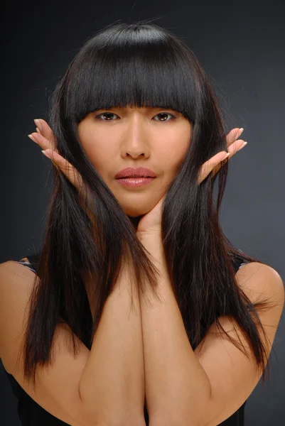 Krása brok krásné elegantní asijské — Stock fotografie