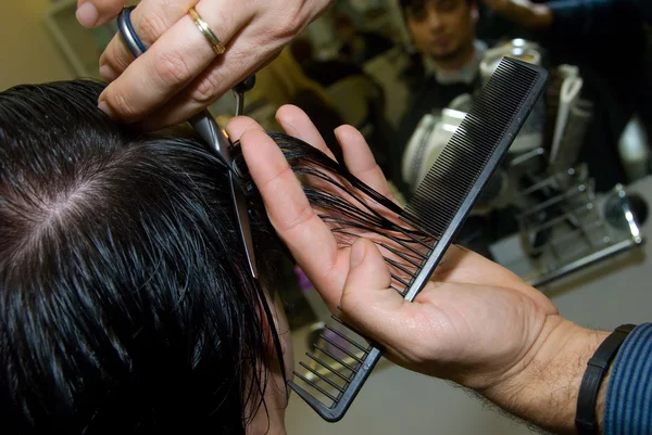 Erkek saç ustası — Stok fotoğraf
