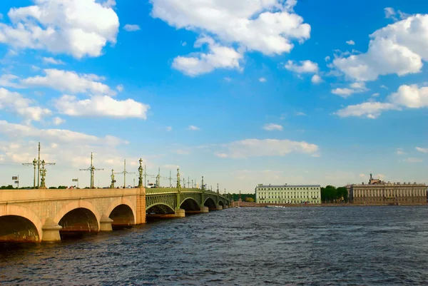 Ponte Troitsky, São Petersburgo, Russi — Fotografia de Stock